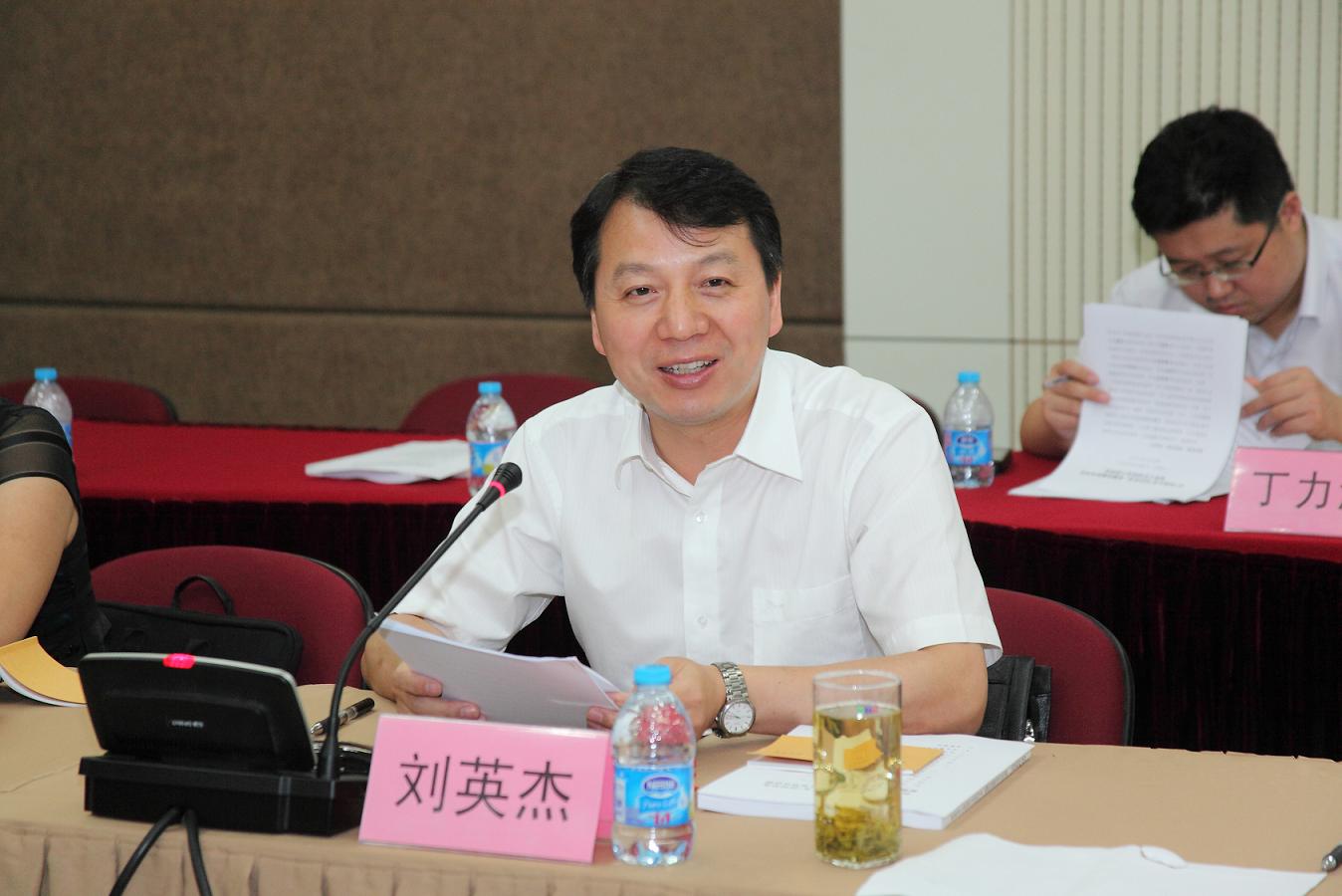 农业部2012年度西部之光访问学者新疆西藏特培学员培养工作总